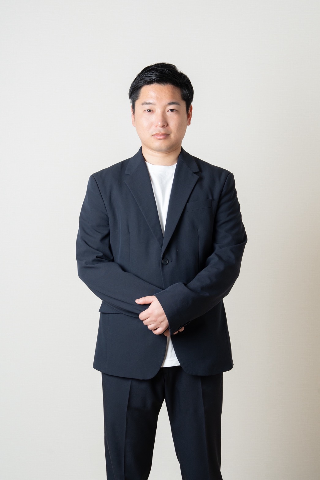 ガラスコールの新田さんのポートレート